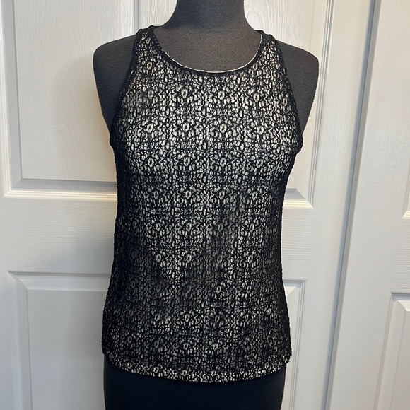 Ann Taylor short sleeve top - Picture 1 of 6